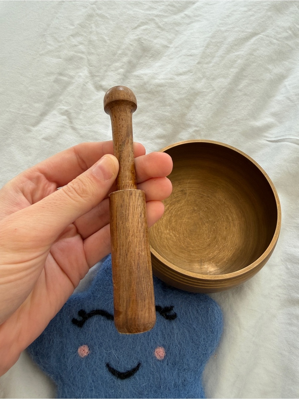 Little Ohmies Collection Bronze Tibetan singing bowl - Picture 5 of 6